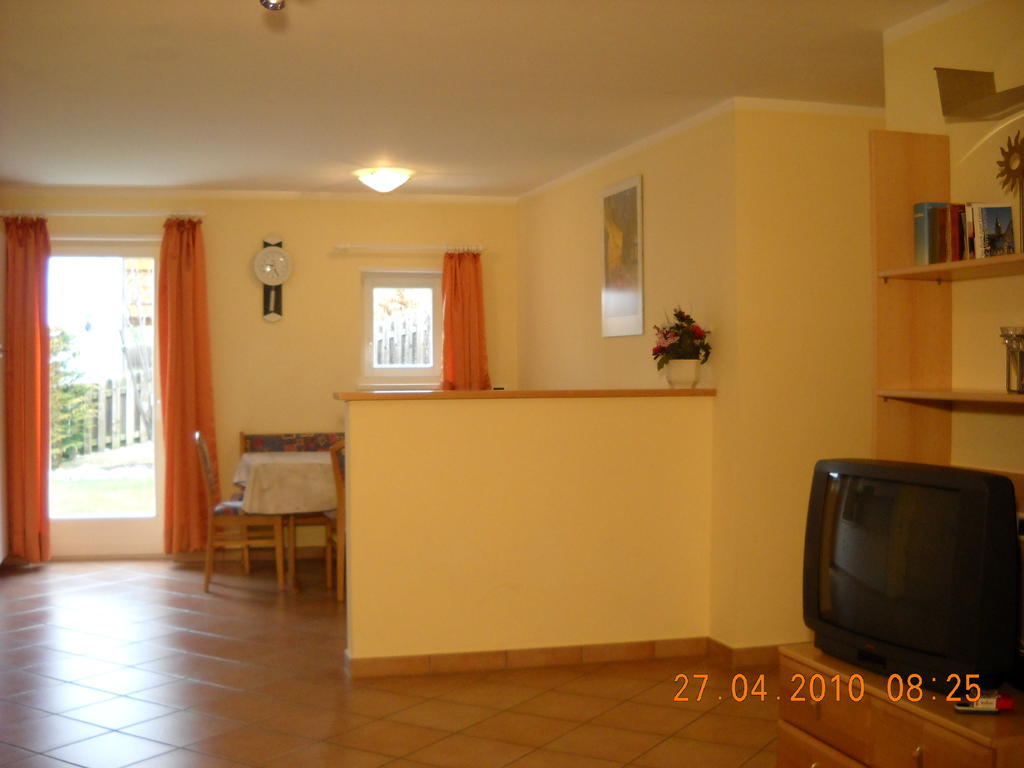 Appartments Am Wiesenrand Nova Ponente Oda fotoğraf